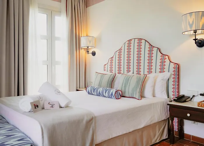Hotel Toruno Del Rocio